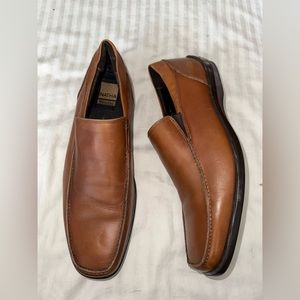 BRAND NEW Natha Studio Brown Leather Loafers Drivers Men’s Sz 9